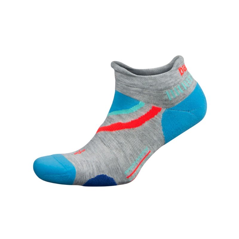 212559 UltraGlide No Show Socks 01