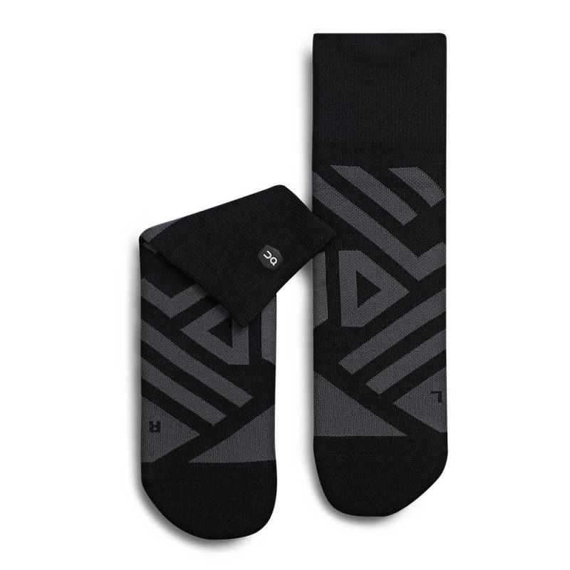 354.00825 mid sock fw22 black shadow m packshot